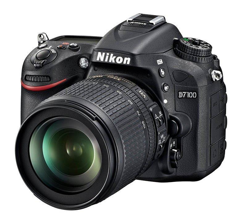 Nikon D7100 with kit lens