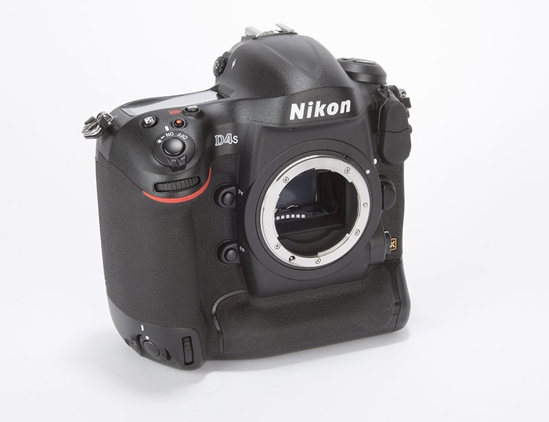 Nikon D4S Review - front angled