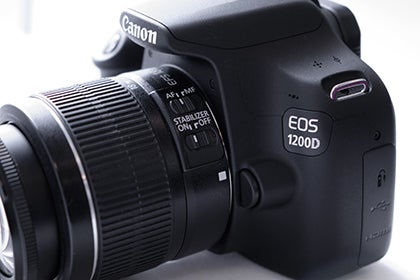 Canon EOS 1200D side view