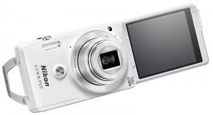 Nikon S6900 product shot