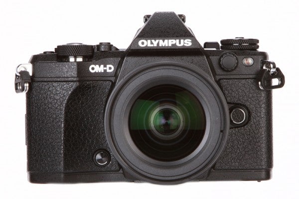 Olympus OM-D E-M5-II product shot 17