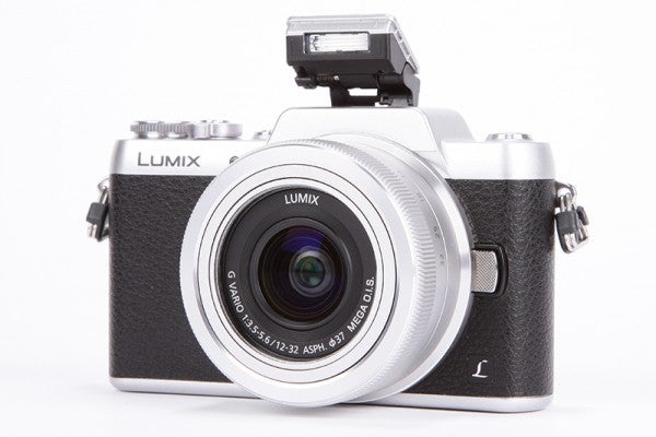 Panasonic Lumix GF7 product shot 10