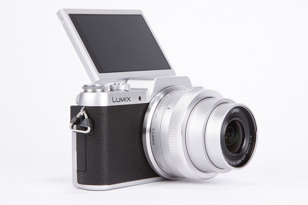 Panasonic Lumix GF7 Review - product shot 8