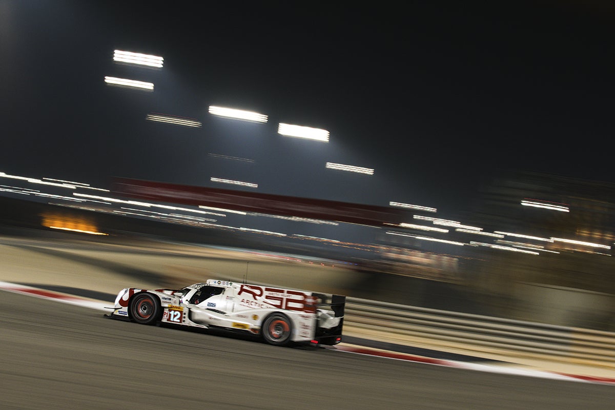 The Bahrain race gives the opportunity to capture vibrant floodlit photos