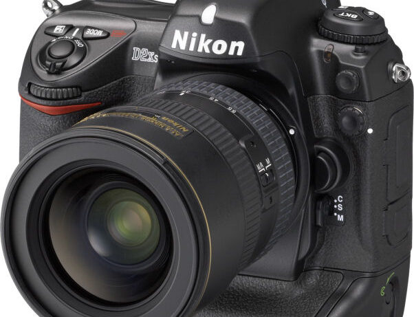 Nikon D2Xs Review