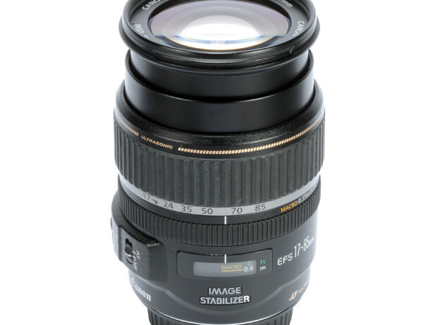 Canon EF-S 17-85mm f/4-5.6 IS USM Review