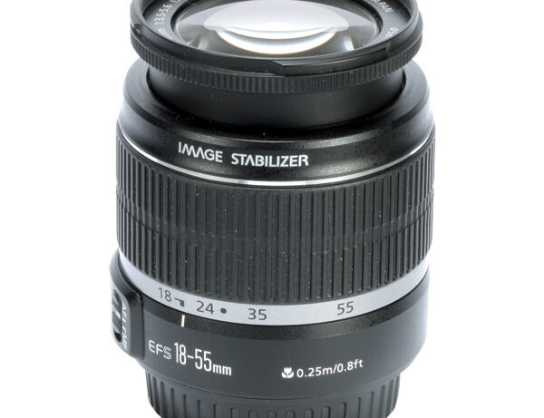 Canon EF-S 18-55mm f/3.5-5.6 IS Review