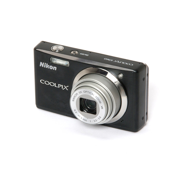 Nikon Coolpix S560 Review - What Digital Camera