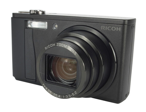 Ricoh Caplio R10 Review