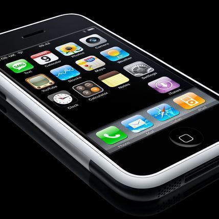 iPhone gets stick-on camera lens
