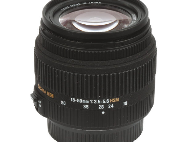 Sigma 18-50mm f/3.5-5.6 DC HSM Review