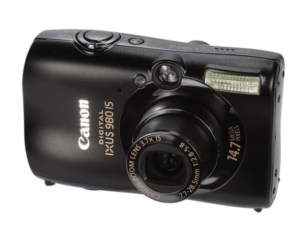 Canon IXUS 980 IS Review