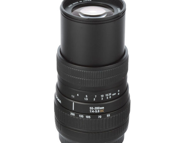 Sigma 55-200mm f/4-5.6 DC Review