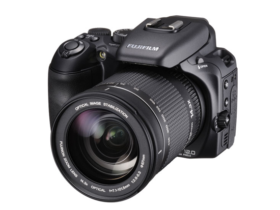 Fujifilm FinePix S200EXR Review