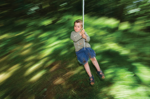 How To Shoot... Motion Pictures - Slow-sync flash