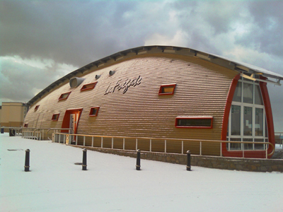 Snow scene with flat lighting, taken using an HTC cameraphone. Photograph (c) Jon Tarrant. Snow scene with flat lighting, taken using an HTC cameraphone. Photograph (c) Jon Tarrant.