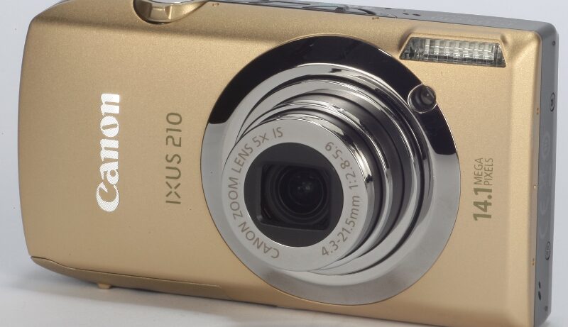 Canon IXUS 210 Review