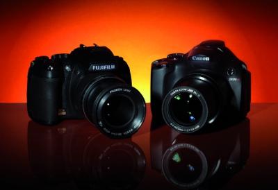 Canon SX30 IS vs Fujifilm HS10