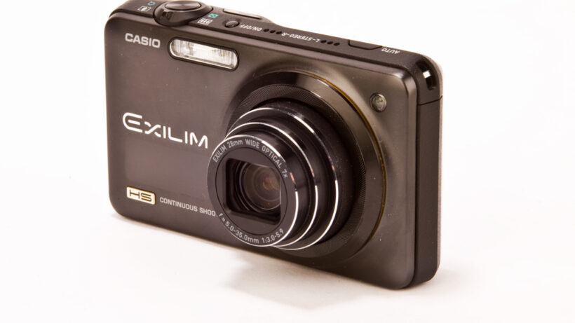 Casio Exilim EX-ZR10 Review