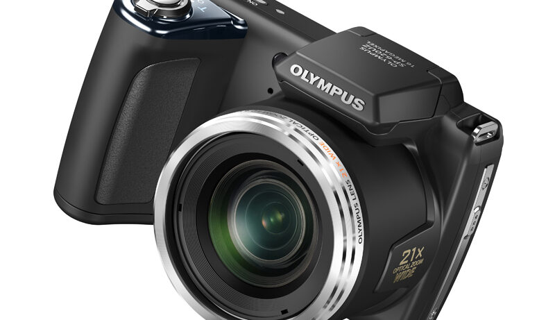 Olympus announces two superzoom compact cameras