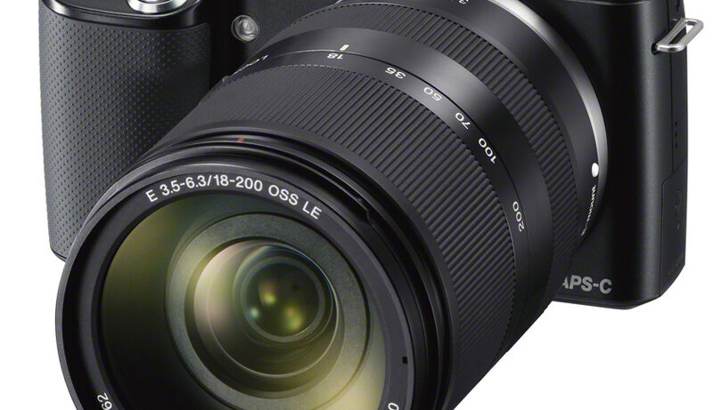 Sony NEX F3 - new entry level CSC