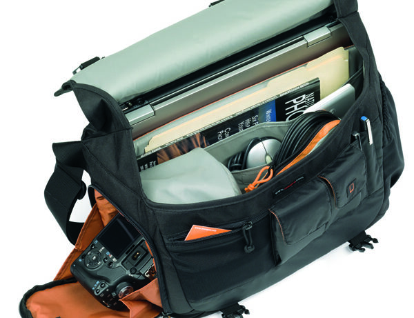 LowePro CompuDay Photo 150