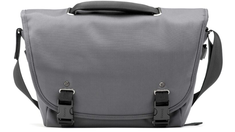 Booq Python Courier