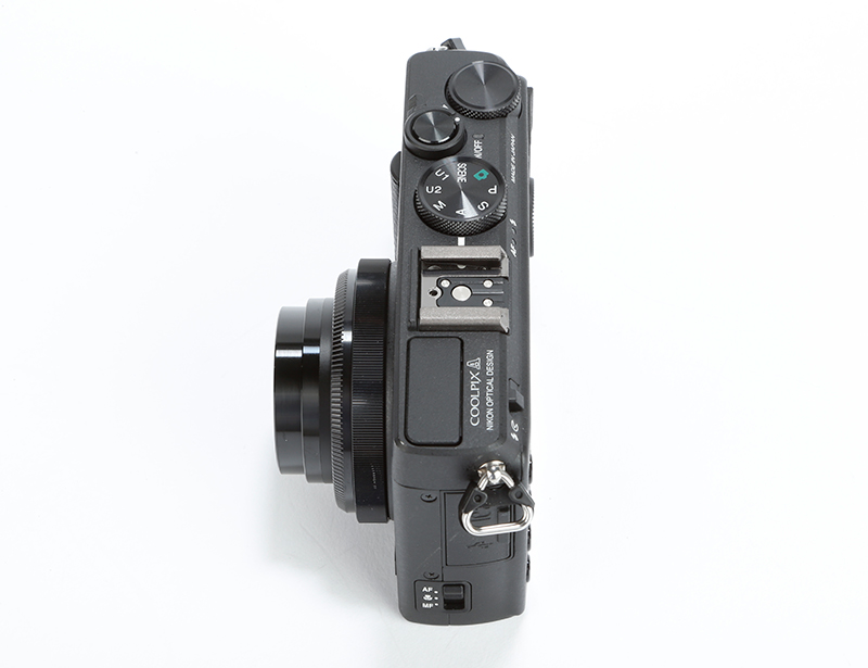 Nikon COOLPIX A side view