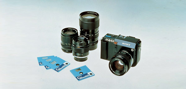 16 digital cameras that changed the world-Sony Mavica