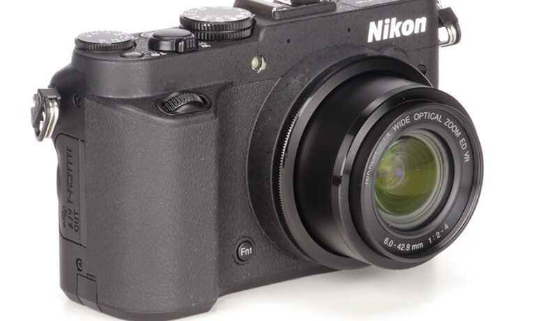 Nikon COOLPIX P7700 Review
