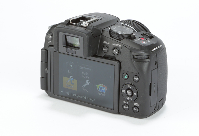 Panasonic Lumix G6 Review - angle