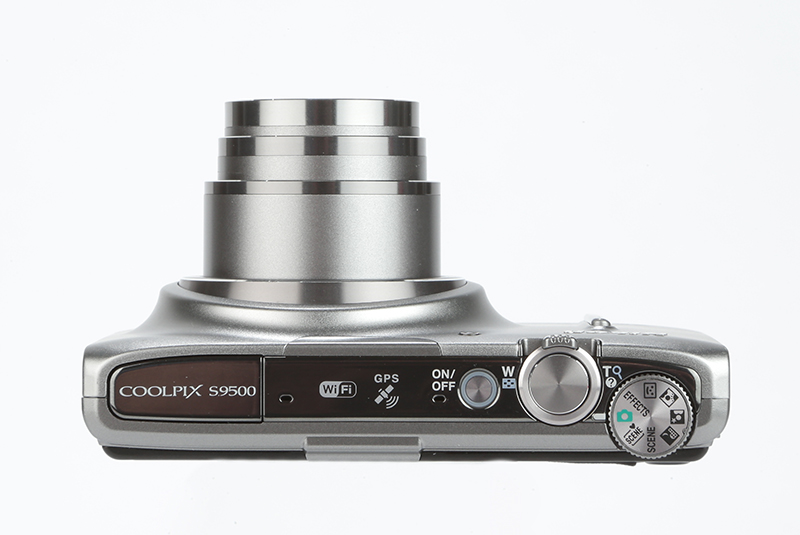 Nikon COOLPIX S9500 Review - top plate