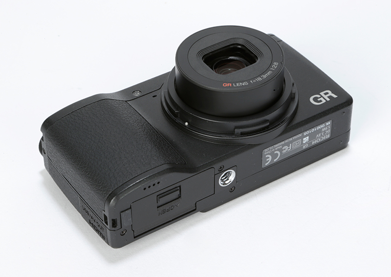 Ricoh GR Review - lens