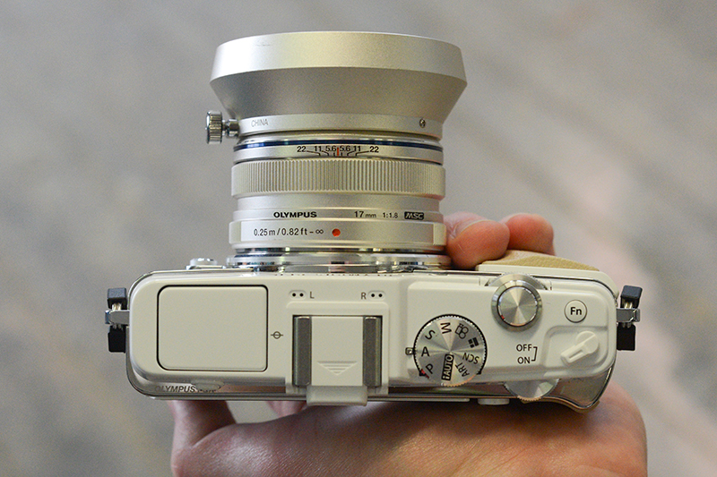 Olympus E-P5 top view