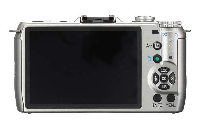 Pentax Q7 Review - rear view