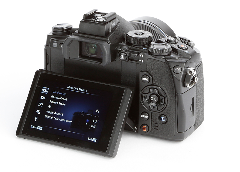 Olympus OM-D E-M1 Review – rear angle