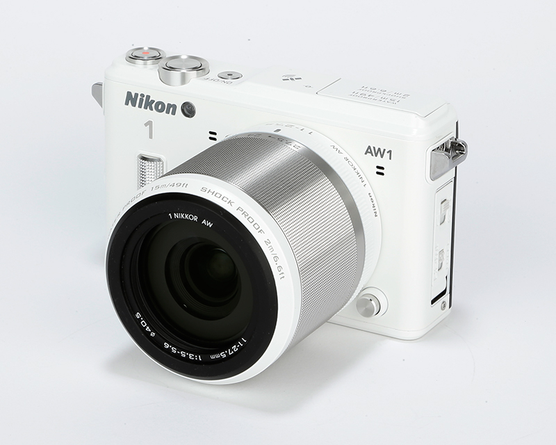 Nikon 1 AW1 Review –  angled