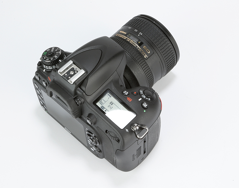 Nikon D610 Review – top plate angled