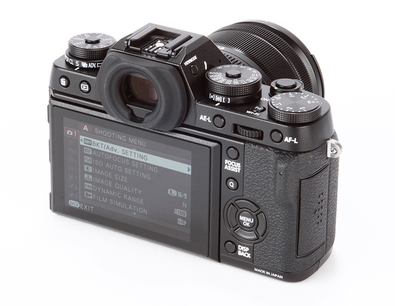 Fujifilm X-T1 Review – rear angled