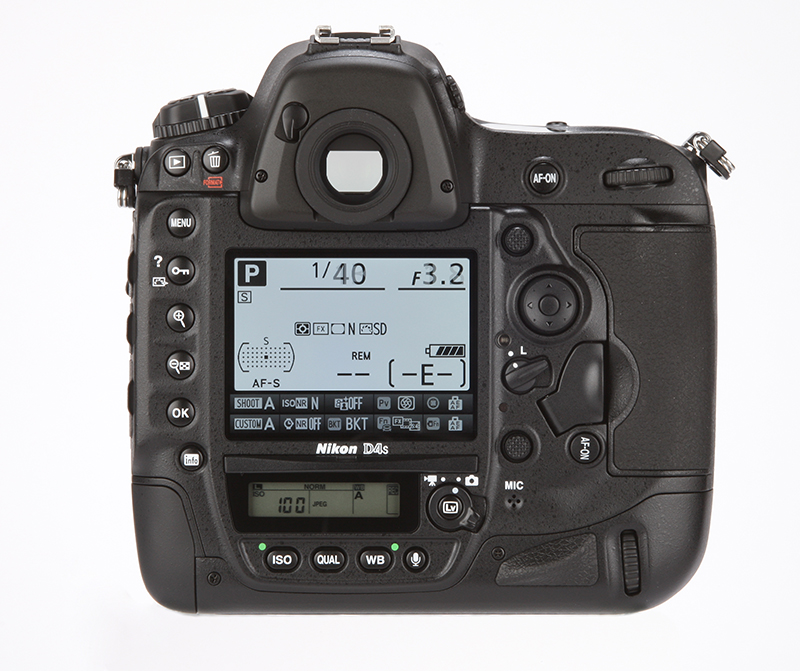 Nikon D4S Review - rear view