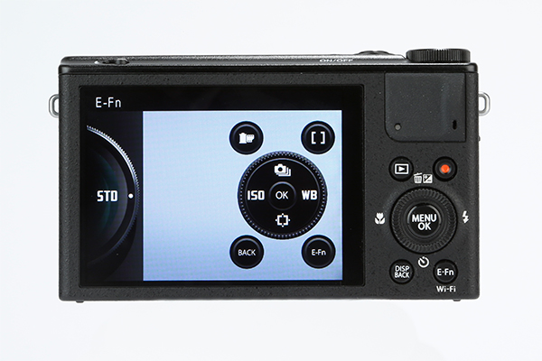 Fujifilm XQ1 Review - rear