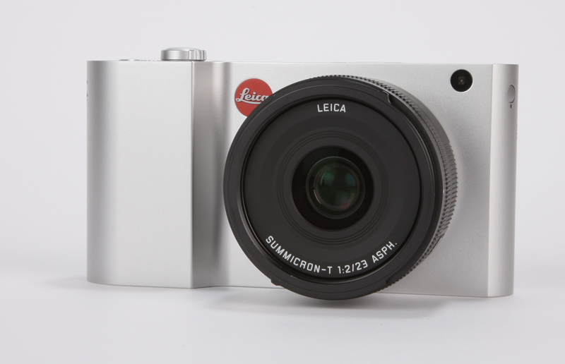 Leica T Review - front angled