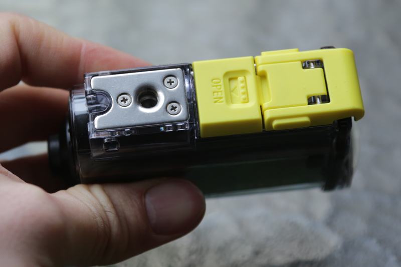 Sony AS30V bottom