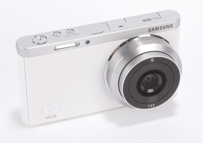 Samsung NX Mini Review - front angled