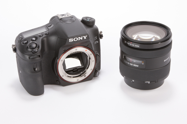 Sony Alpha A77 Mark II Review - with lens