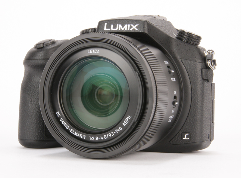 Panasonic Lumix FZ1000 product shot 8