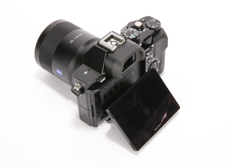 Sony Alpha 7S Review - rear angled