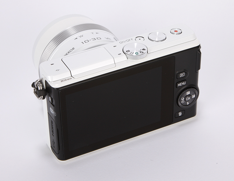 Nikon 1 J4 Review - top rear