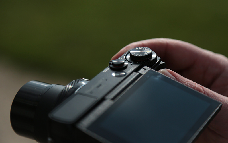 Canon PowerShot G7 X first look product shot
