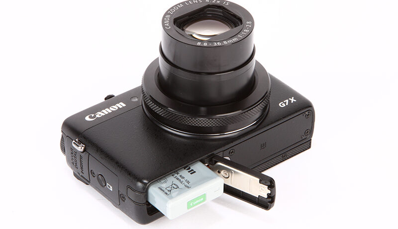 Canon PowerShot G7 X Review - battery
